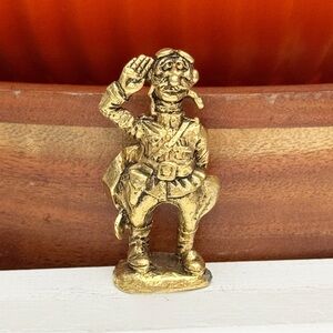 Vintage Rawcliffe World of Pewter WWII Aviation Pilot Figurine Gold Tone